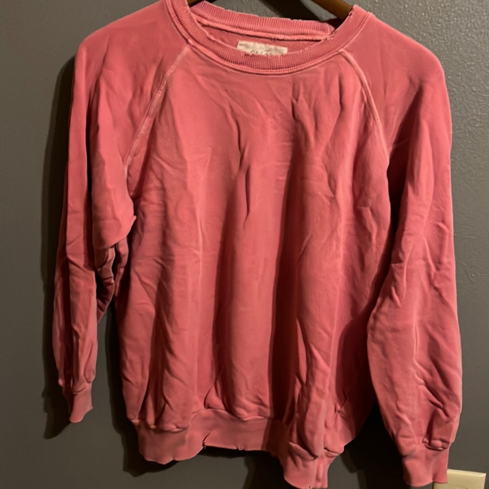 The great burnt red sweatshirt